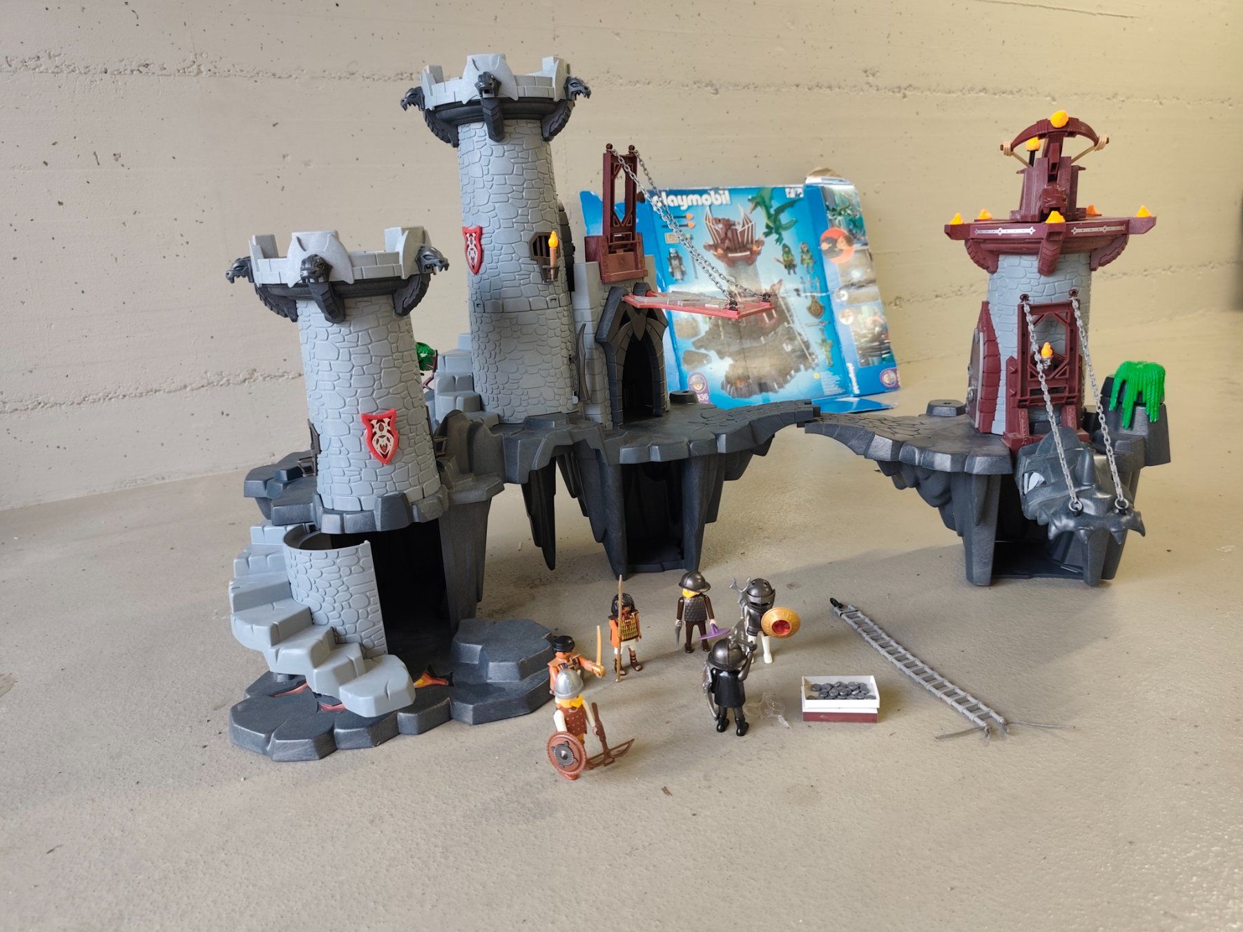 Playmobil Spielzeuge: Playmobil Drachenturm 4836 – Gebraucht aus Oberkulm von FairTreasures 2