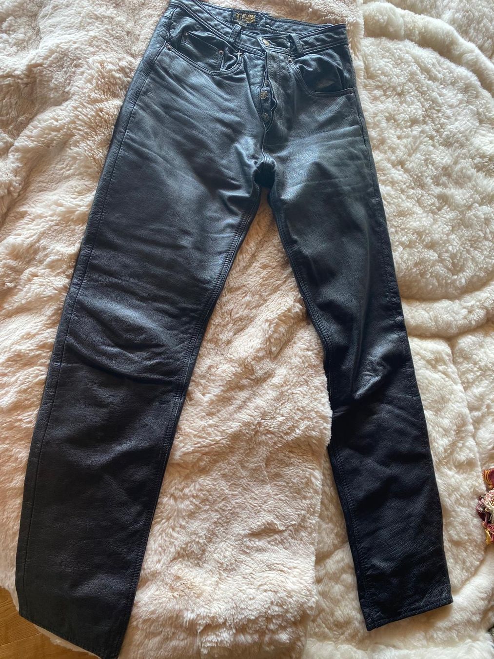 Pantaloni: Echt Lederhose aus London Gr 38 – Nuovo (secondo la descrizione) da Brione s. Minusio venduto da batwoman3 1