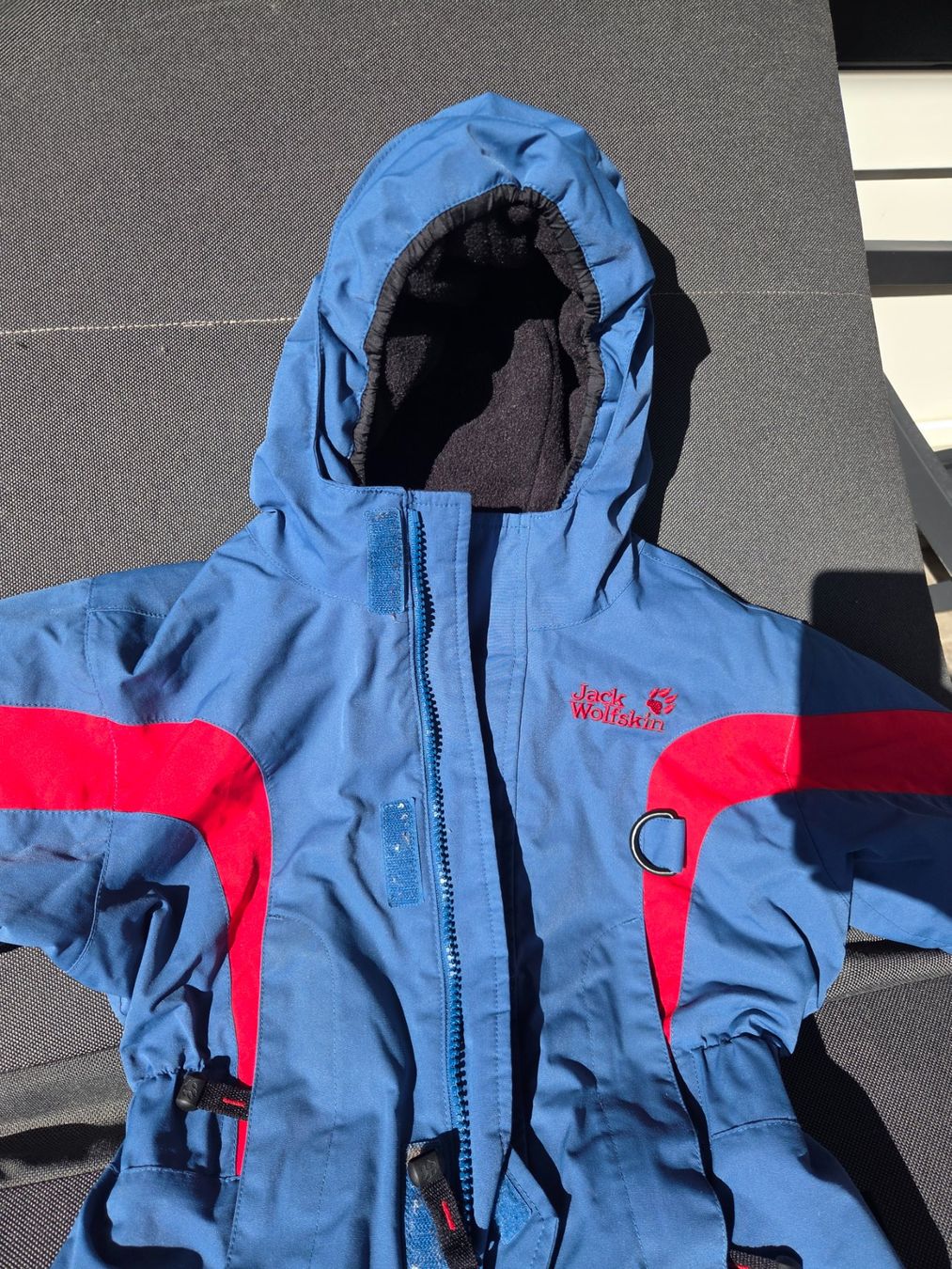 Completi: Jack Wolfskin Schneeanzug – Usato da Spiez venduto da SmackThat 2