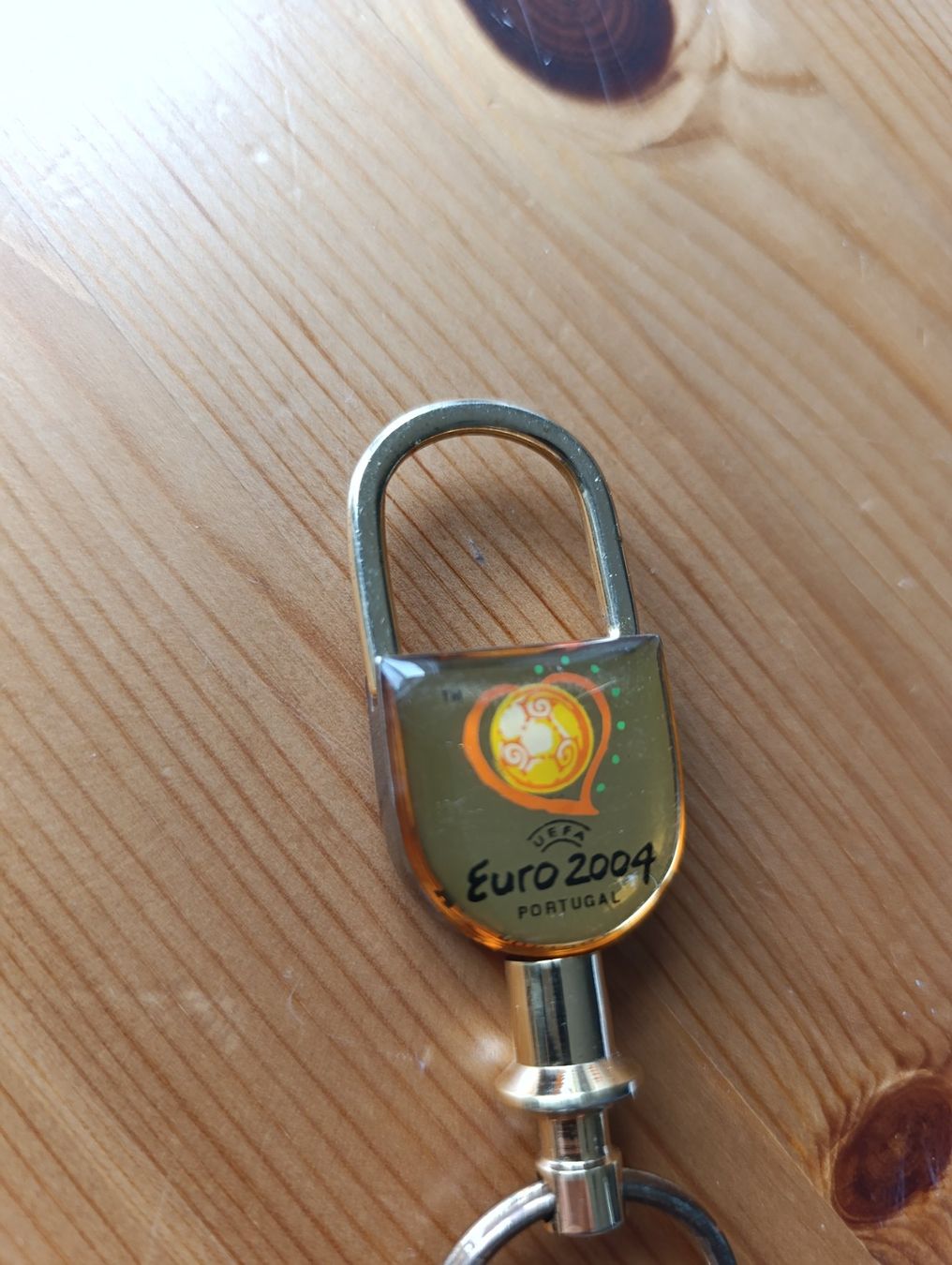 Portachiavi: Porte-clés UEFA Euro 2004 – Usato da Prangins venduto da Timband 1