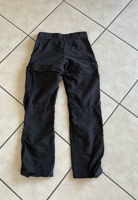 Decathlon Pantaloni: Zip-off wanderhose Größe 131-140cm – Usato da Zimmerwald venduto da wuff81 2