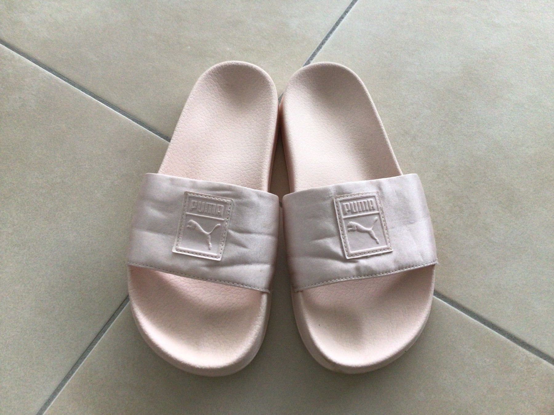 Puma Scarpe per ragazze: PUMA LETTEN – Usato da Frauenfeld venduto da Stehojen
