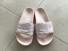 PUMA LETTEN