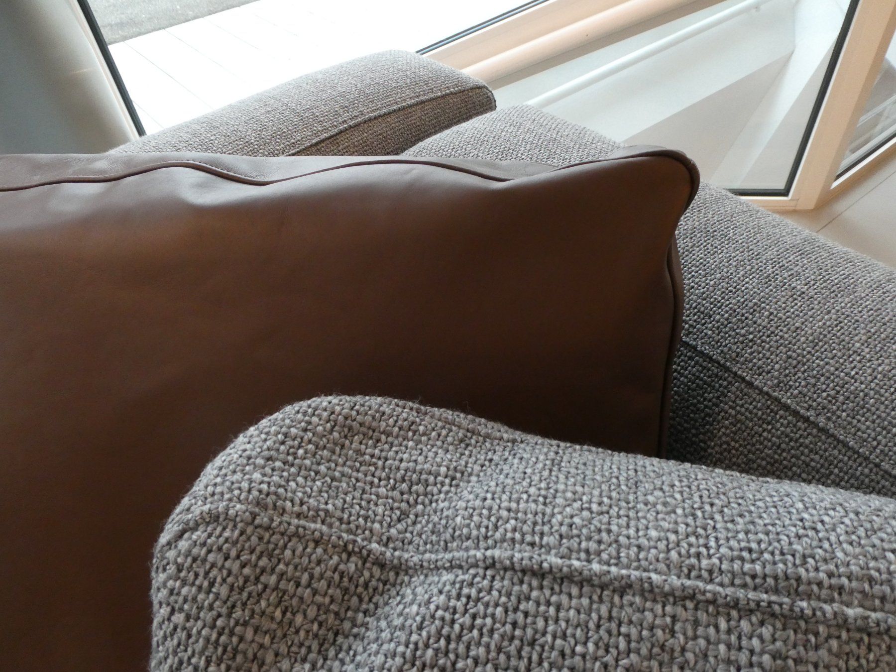 Cassina Sofas: Cassina Polstergruppe Mex Hi – Neu (gemäss Beschreibung) aus Wil SG von GAMMA_Wil 4