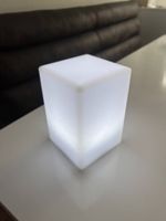LED Würfel Lampe farbwechselnd, neuwertig