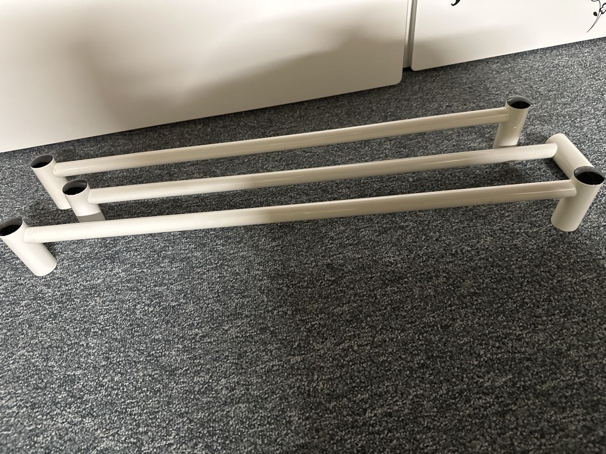 Portes-serviettes: Handtuchhalter – D'occasion à Baltschieder par YmroBe