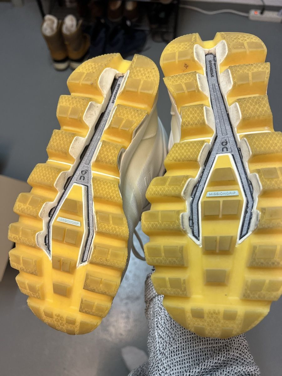 On Scarpe da donna: On Wanderschuhe wasserfest (neu) – Nuovo (secondo la descrizione) da Solothurn venduto da Spicar 6