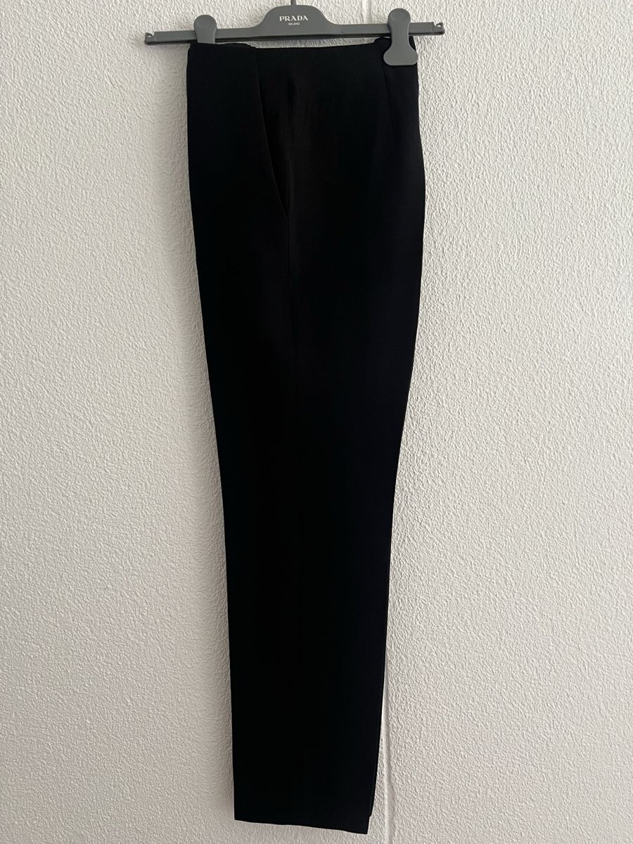 Dior Hosen: Dior 100% Seide (2025) – Neu und originalverpackt aus Zürich von ReStyle. 1