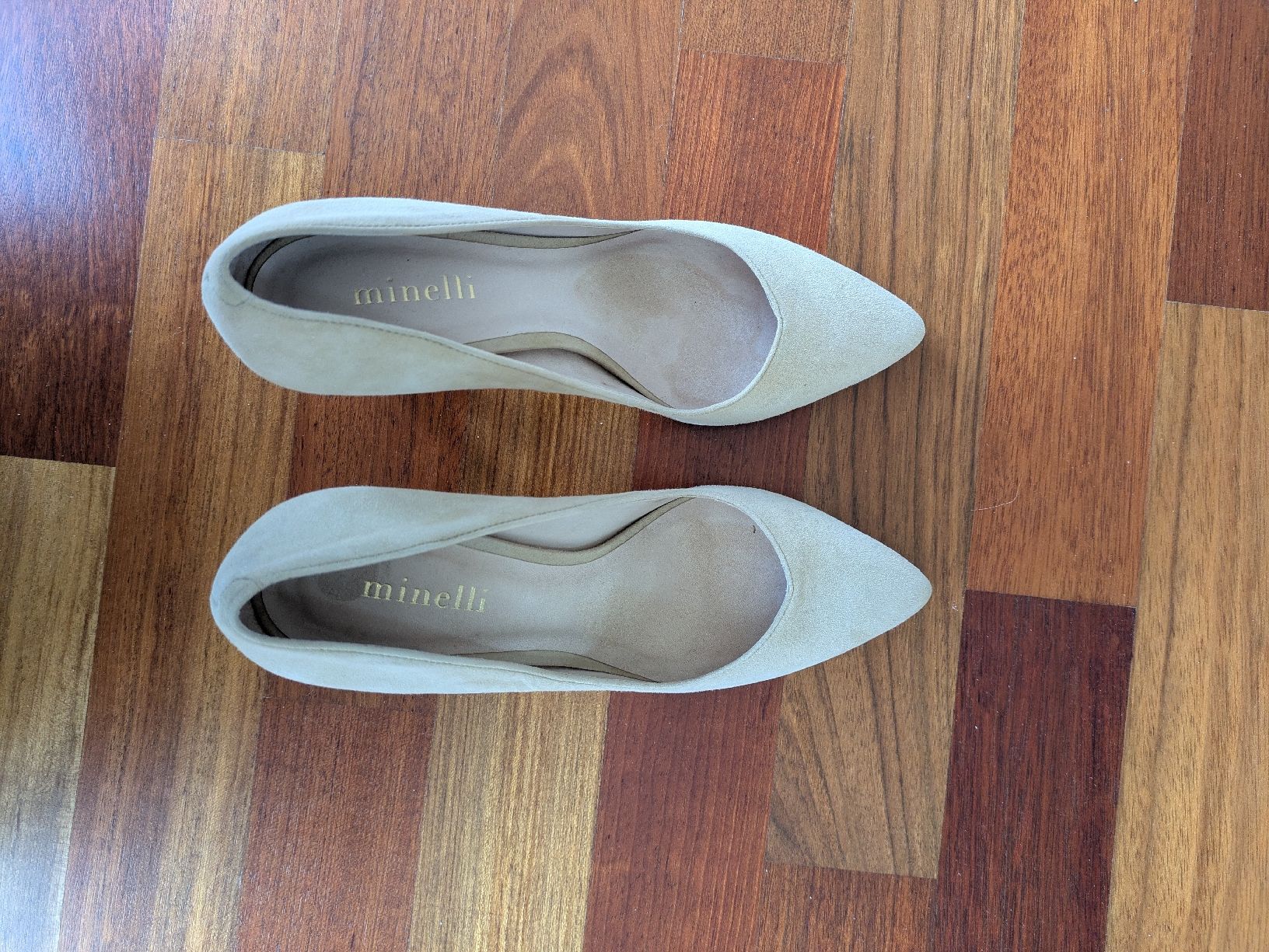 Scarpe da donna: Minelli Suede Pumps Heels Beige Gr. 38 – Usato da Zürich venduto da Cindy_c 3
