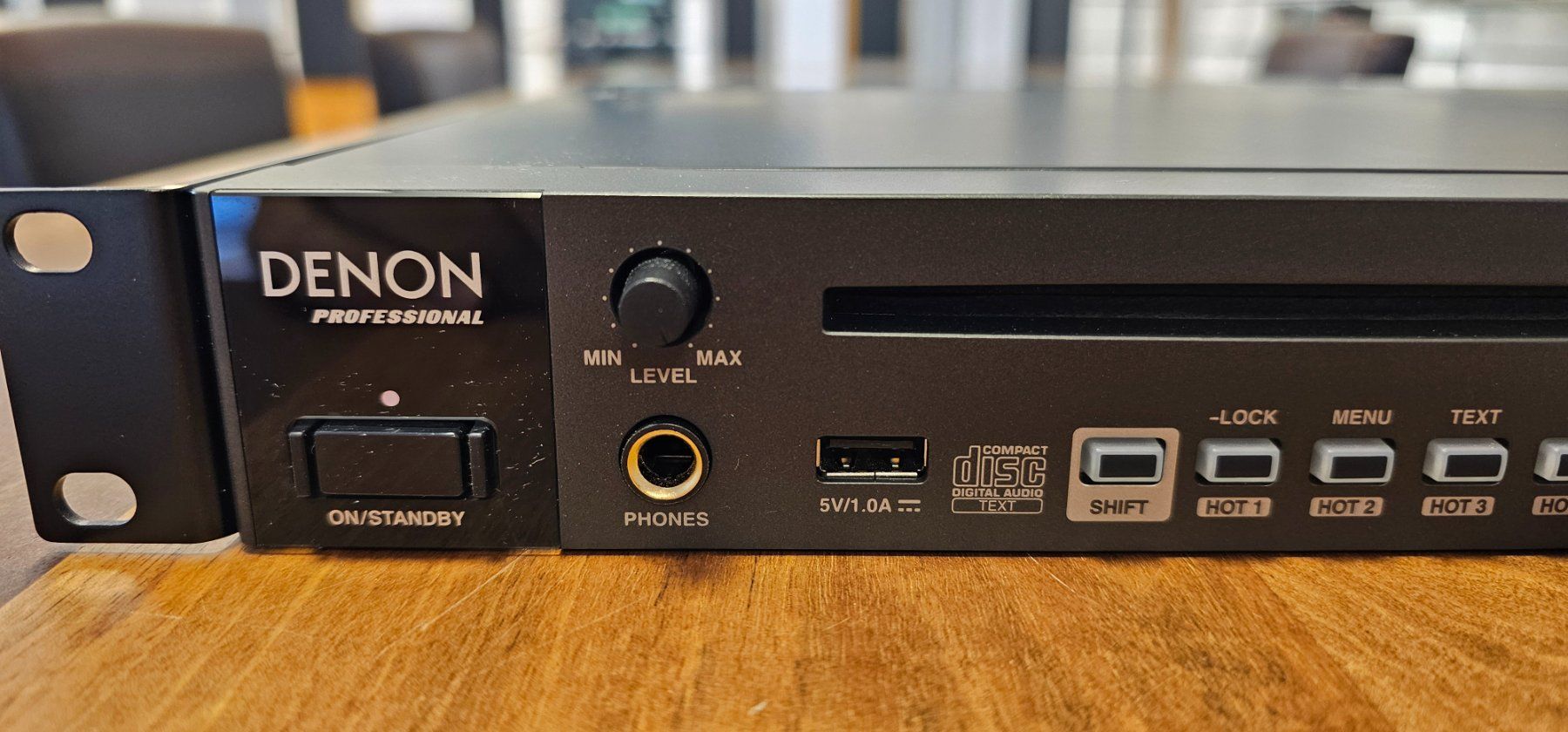 Denon Sistemi audio & multimediali: DENON DN-501C Profi CD Player – Usato da Küttigen venduto da FuturePlanet 1
