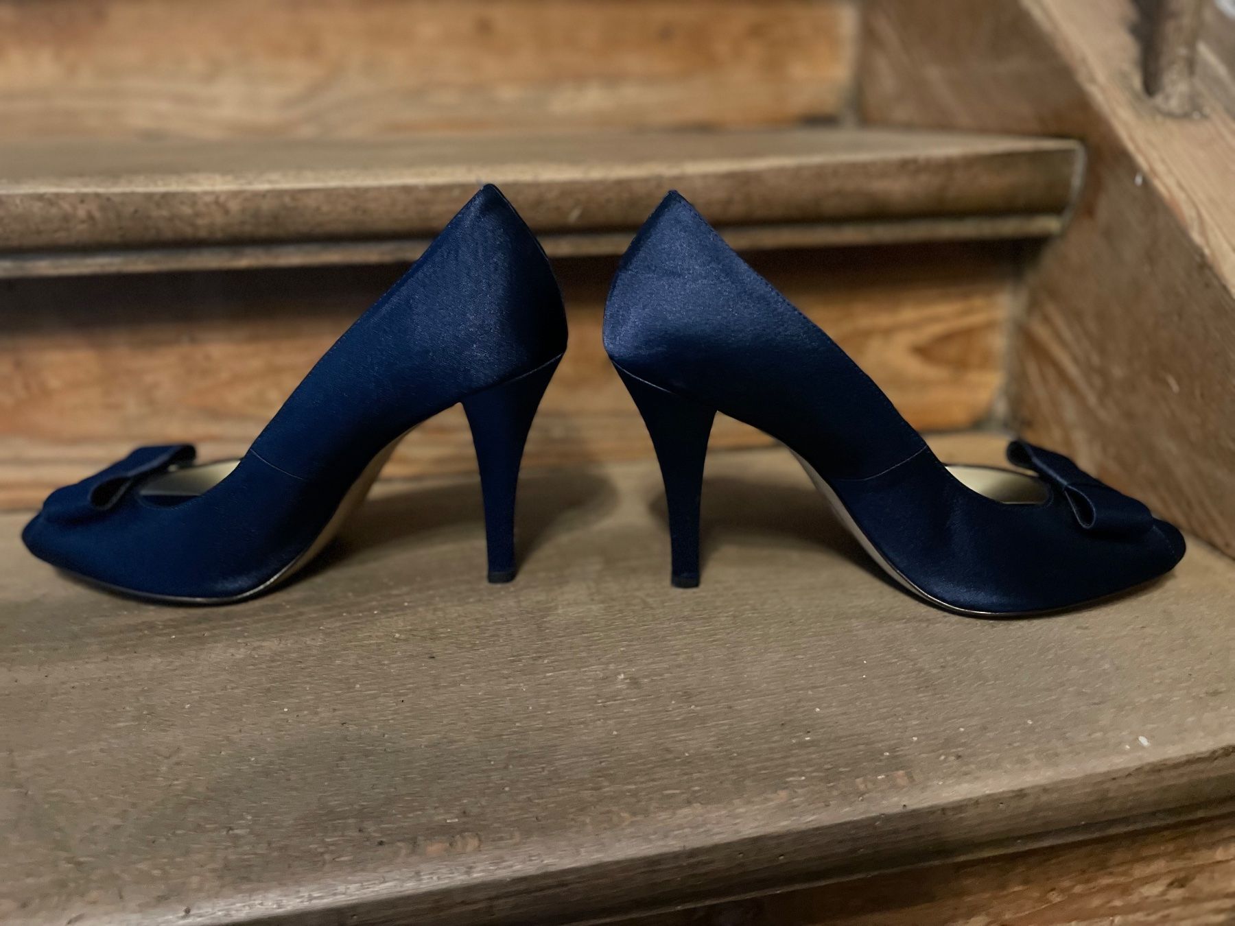 Scarpe da donna: Étre Pumps, dunkelblau , Gr. 41 – Usato da Baar venduto da koala9 5