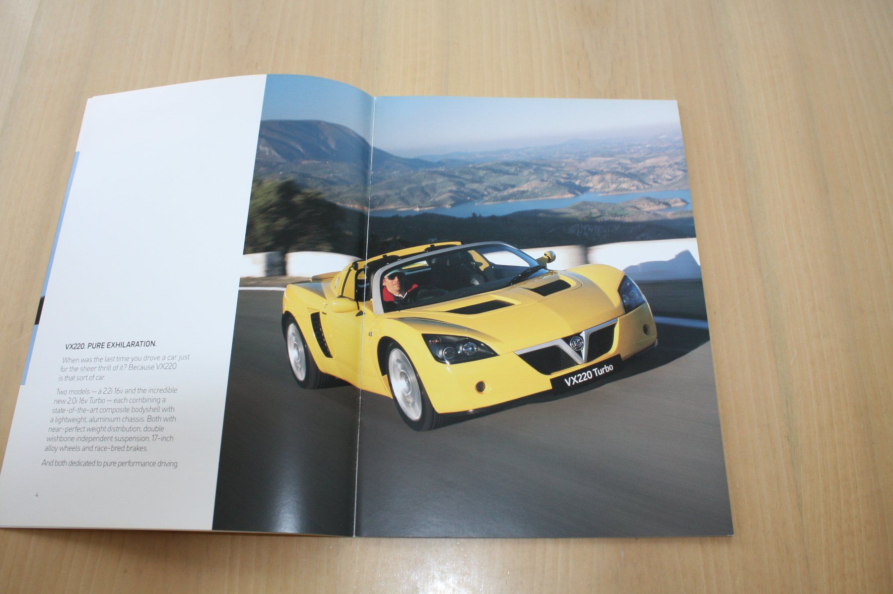 Vauxhall Documenti: Vauxhall VX220 Prospekt 2003 – Usato da Wikon venduto da erwin400 1