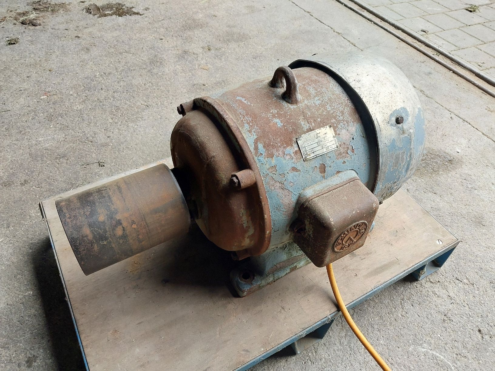 Motoren: Elektromotor 15PS 11kW – Gebraucht aus Trachslau von Vonau 2