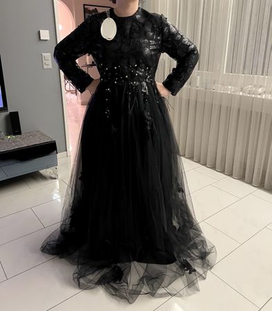 Abendkleid schwarz mit Applikationen neu