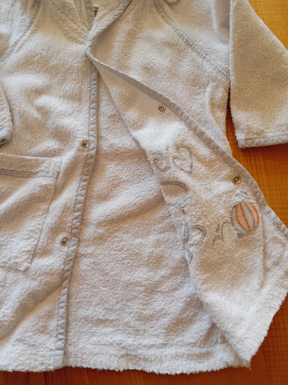 Accappatoi: Baby Bademantel Gr. 80/86 – Usato da St. Ursen venduto da Su_Vo-Bi 1