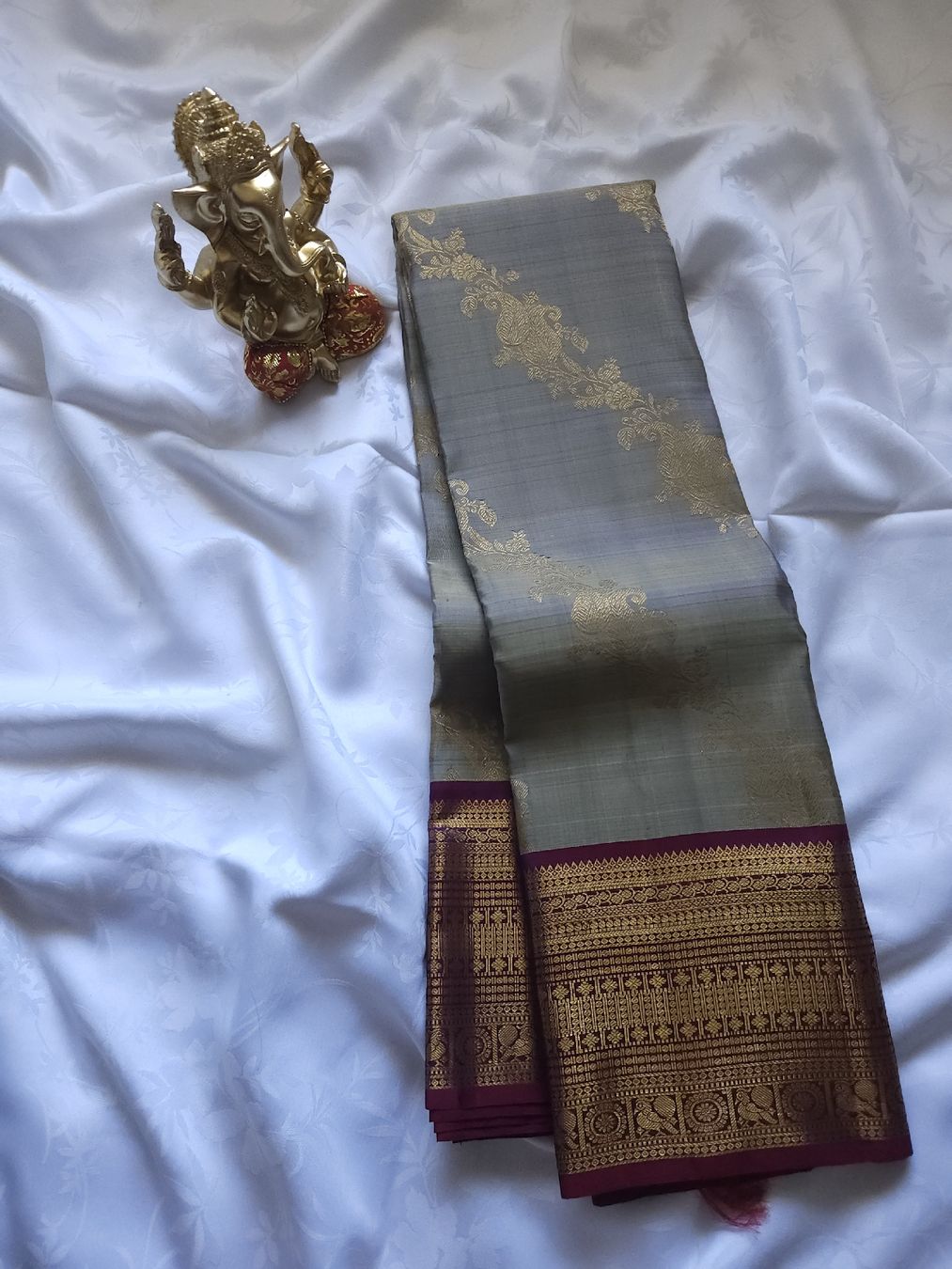Kleider: Pure kanchipuram saree NEW – Neu und originalverpackt aus Les Acacias von minnie6
