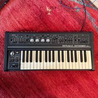 Roland SH-2 vintage synthesizer generalüberholt