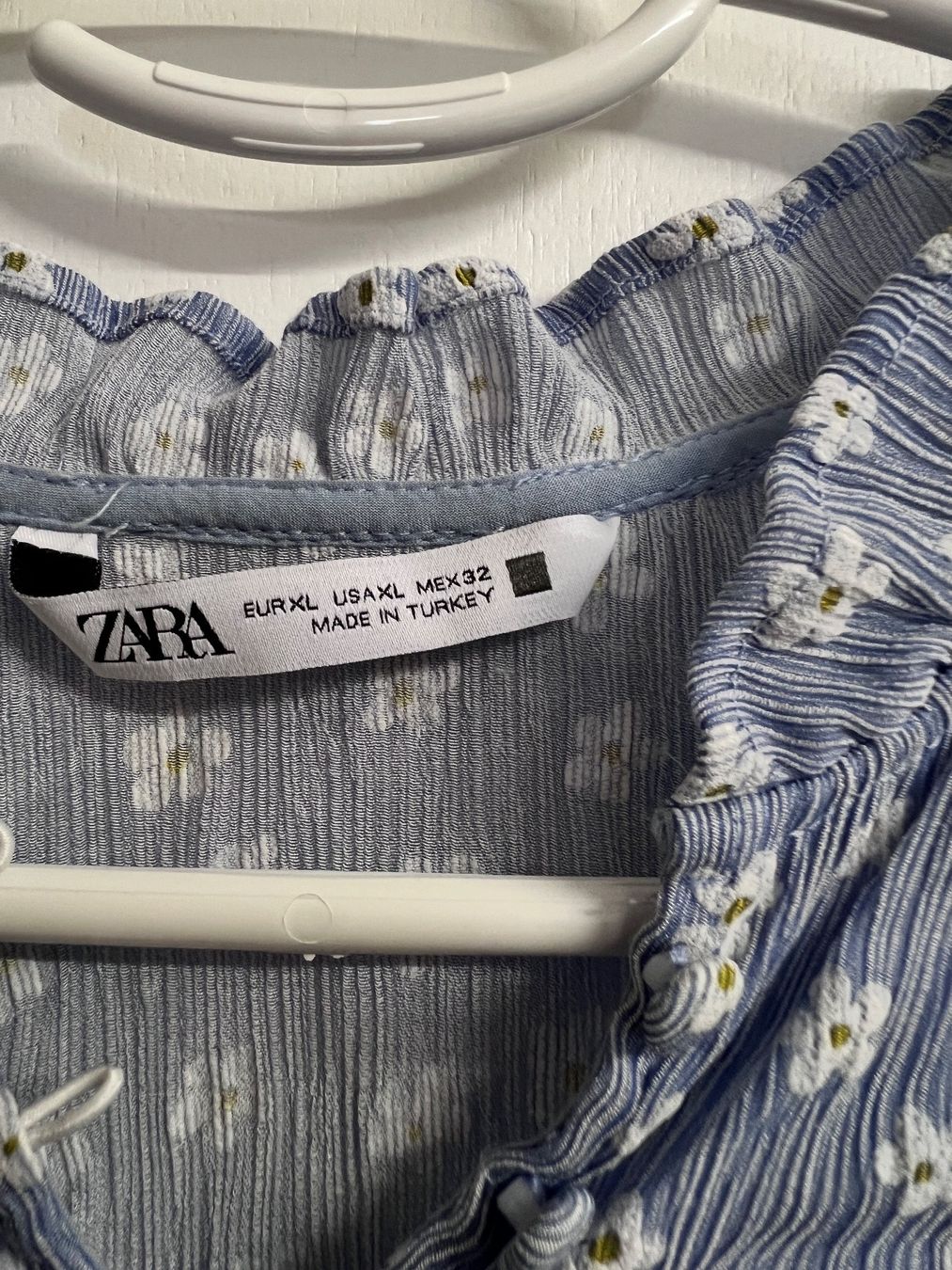 Zara Blusen: Bluse, Gr. XL, Zara – Gebraucht aus Teufen AR von Maleaa 3