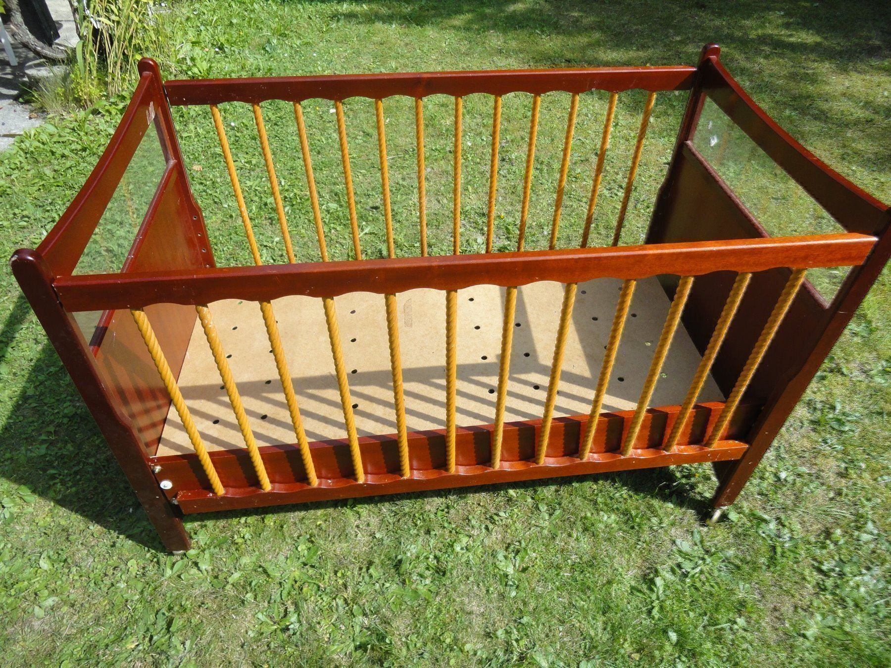 Letti: KINDERBETT AUS HOLZ – Usato da Moosseedorf venduto da haro01