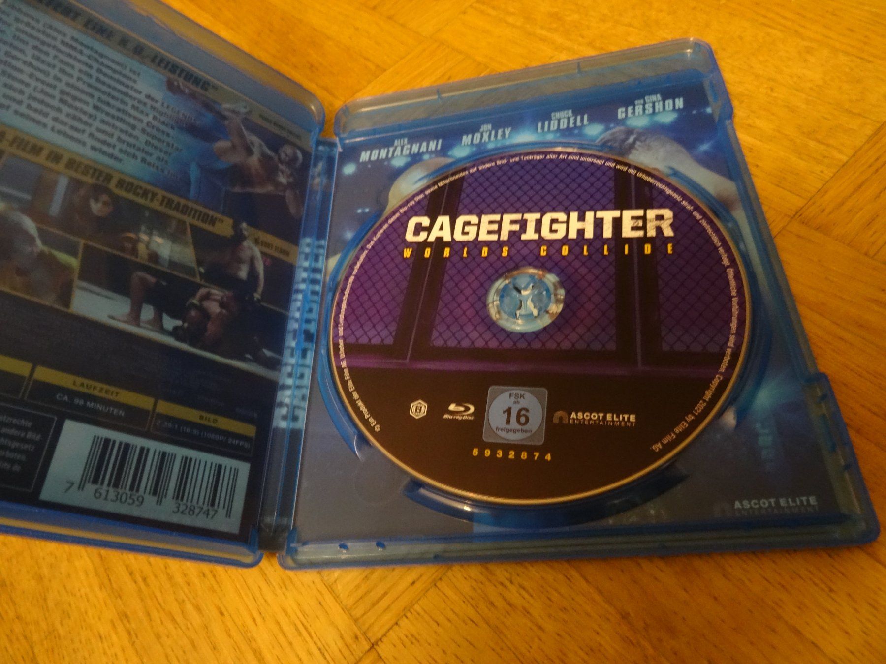 Tutti i DVDs: Cagefighter: Worlds Collide Blu-Ray – Usato da Olten venduto da Disc-Verkauf 1