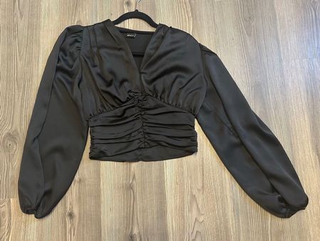 Bluse edel schwarz Gr. XS Gina Tricot