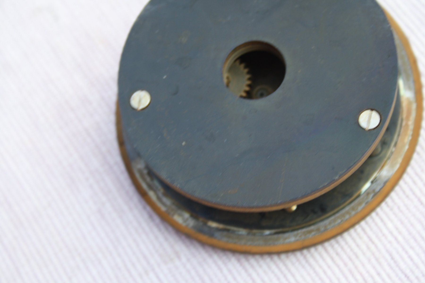 Misurare: VINTAGE WASSERUHR – Difettoso da Wauwil venduto da Pneuedy 4