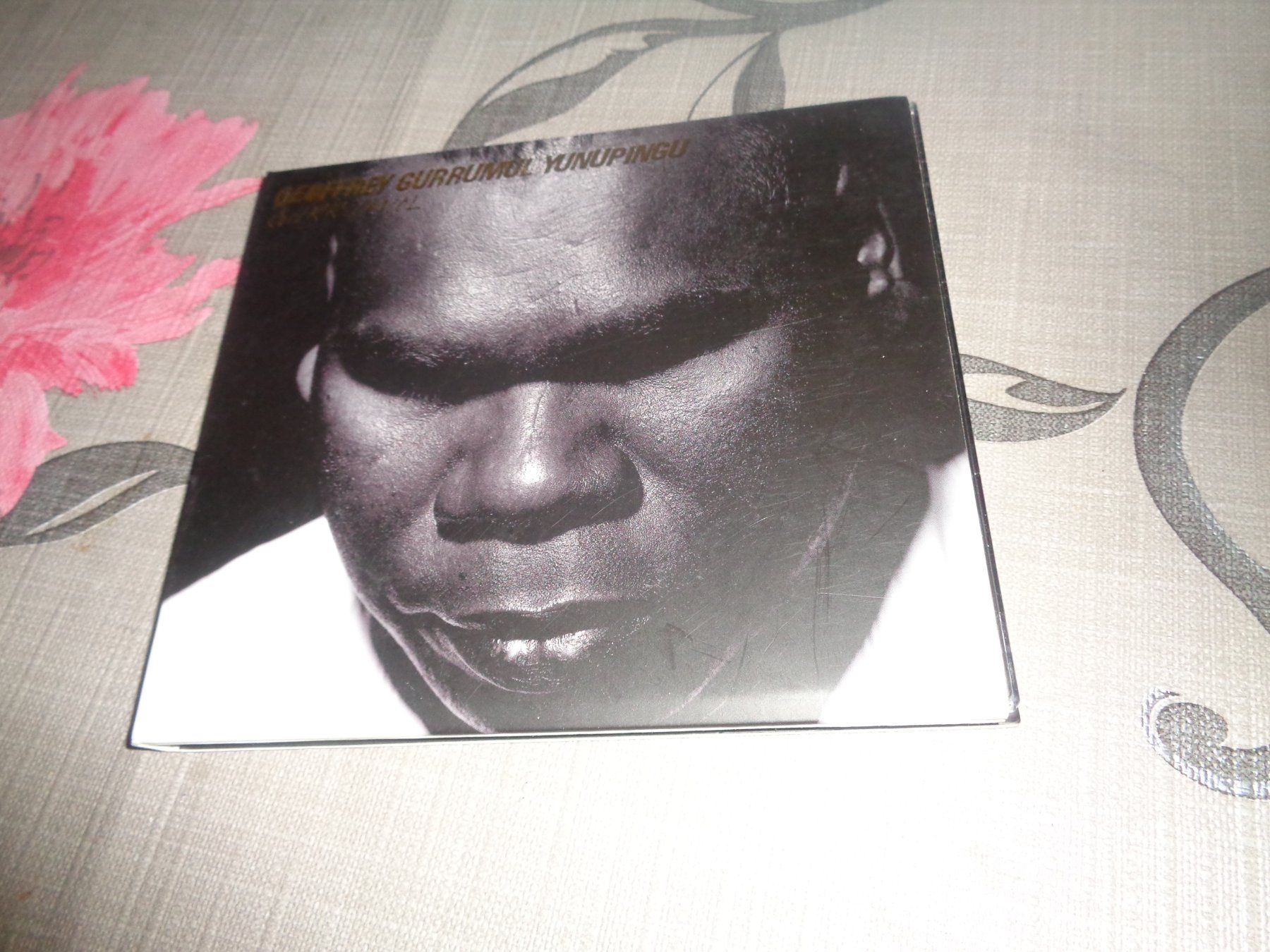 CD: Geoffrey Gurrumul - Yunupingu CD – Usato da Olten venduto da Disc-Ausverkauf