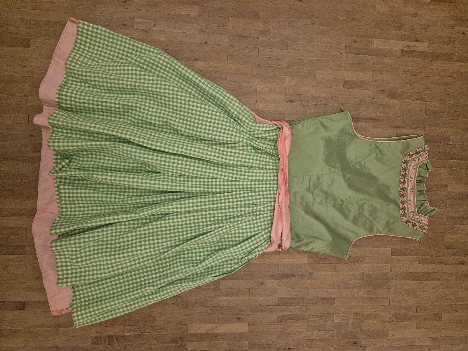 Vestiti: Landhaus Dirndl mit Bluse ,Grösse 36 – Usato da Winterthur venduto da obe_6hxf 3