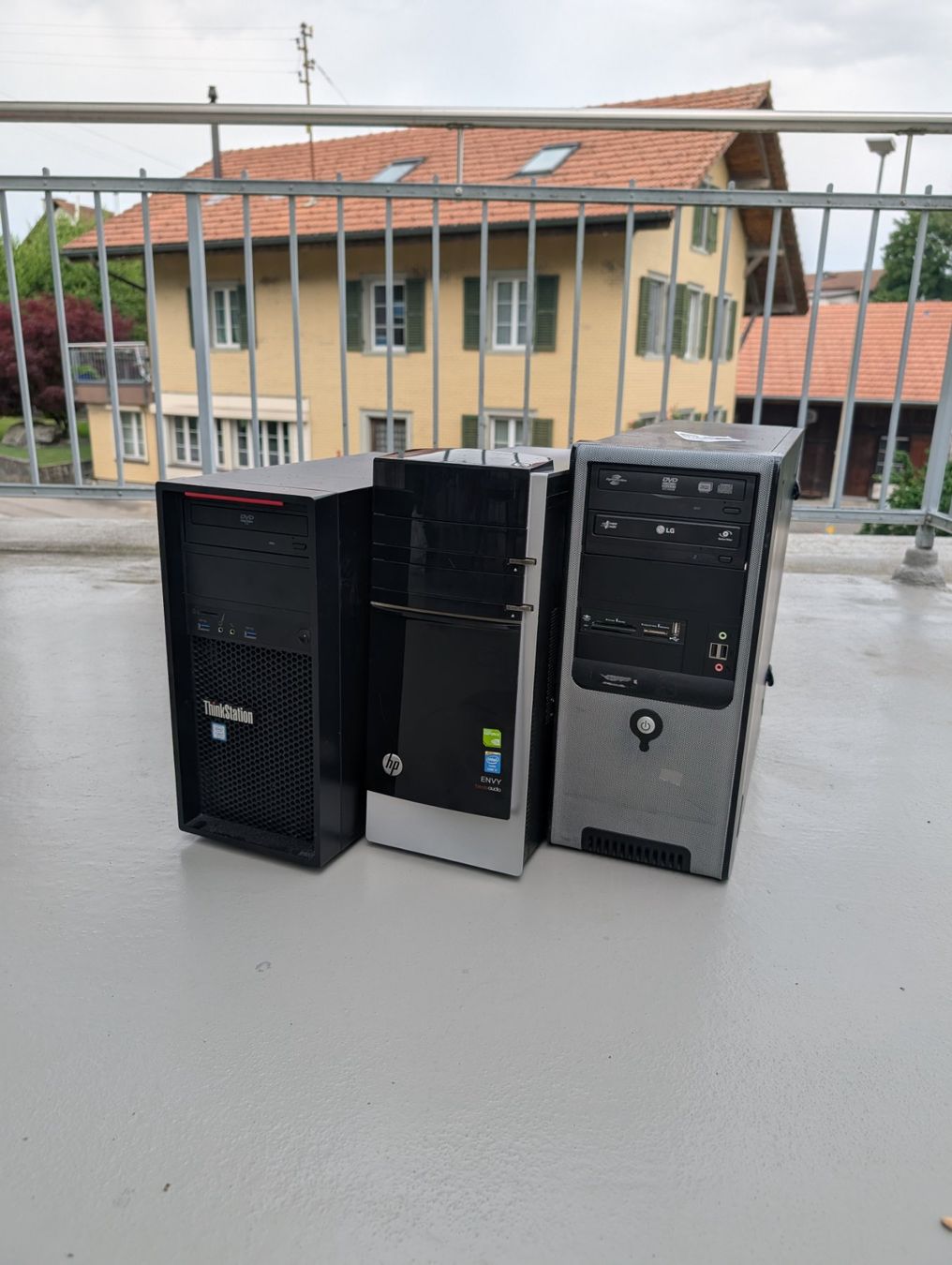 PC: 3 PC – Usato da Gümligen venduto da yasko_s1907