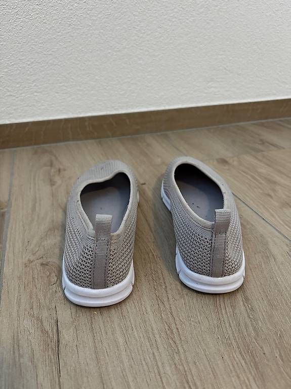 Scarpe da donna: Sommerliche Schuhe – Usato da Niederwil AG venduto da jul_xms5 2