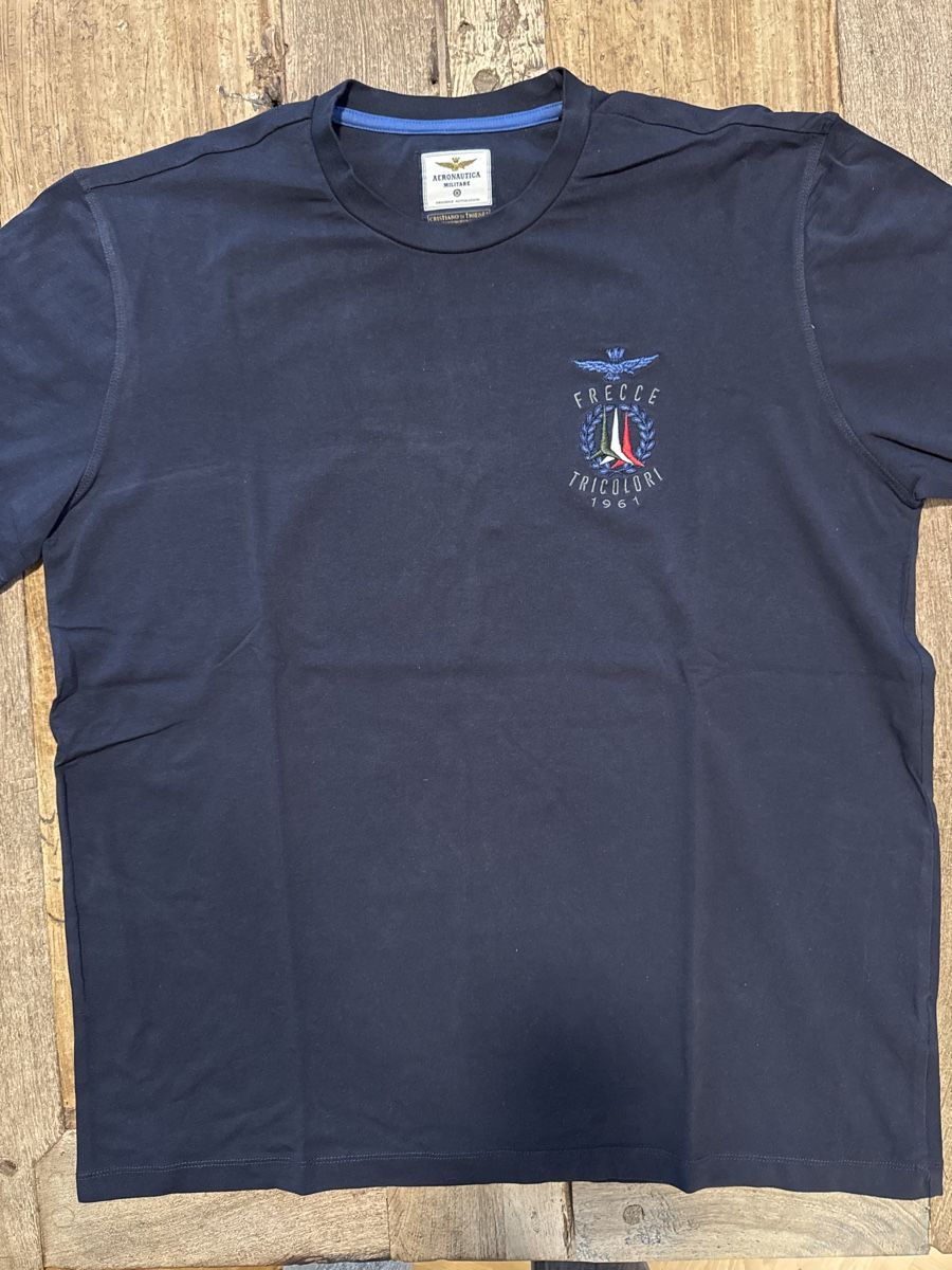 T-shirt: T-Shirts – Usato da Bülach venduto da Suters0403 1