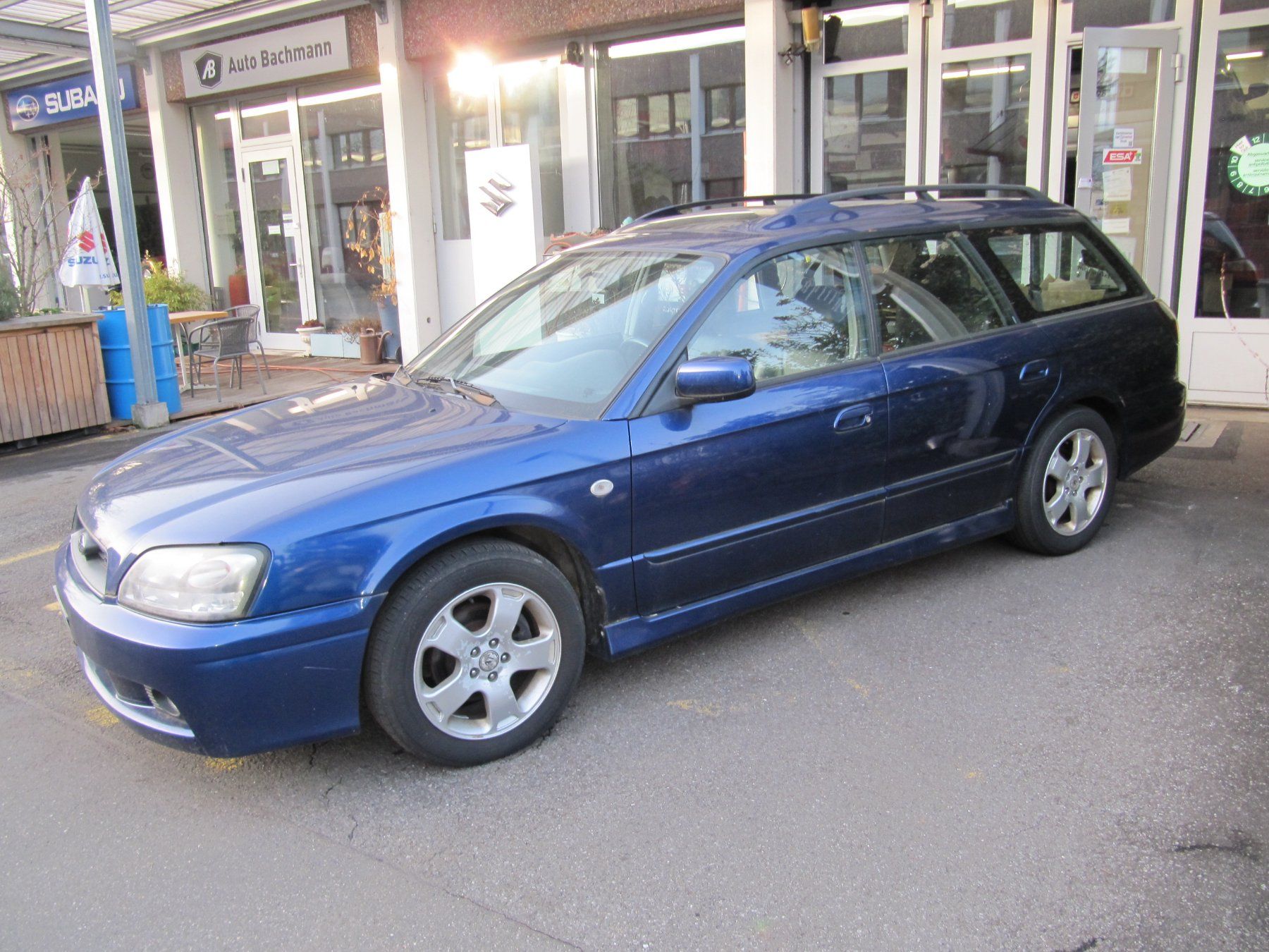 Subaru Automobili: Subaru Legacy 2.5 4WD – Usato da Rotkreuz venduto da auto-bachmann