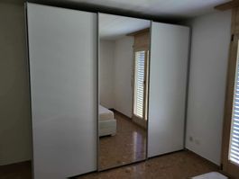 Armadio a 3 ante scorrevoli della Pfister, ottimo stato