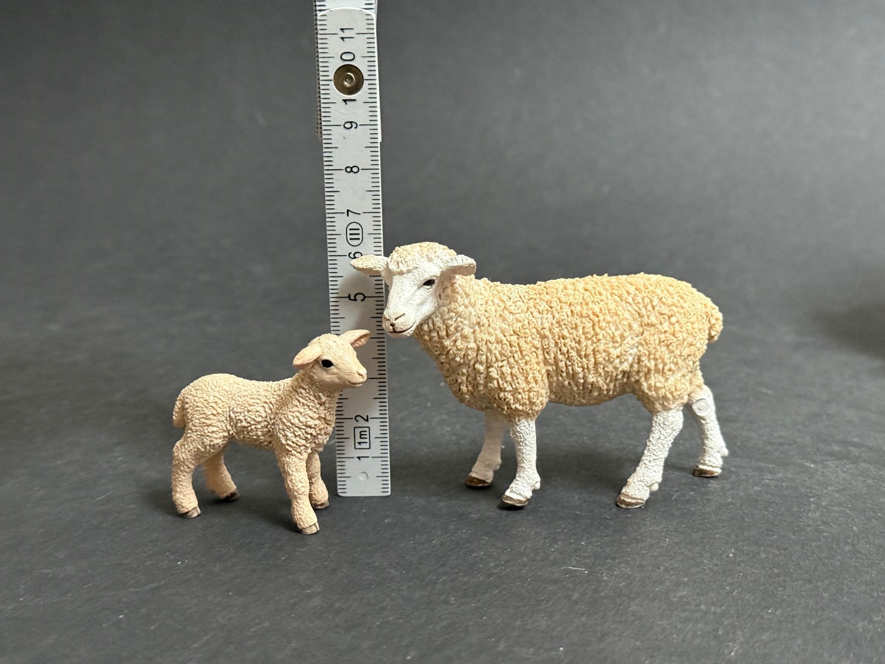 Schleich Statuette: Schleich Schaf mit Lamm Familie – Usato da Ennetbaden venduto da mapa05 2