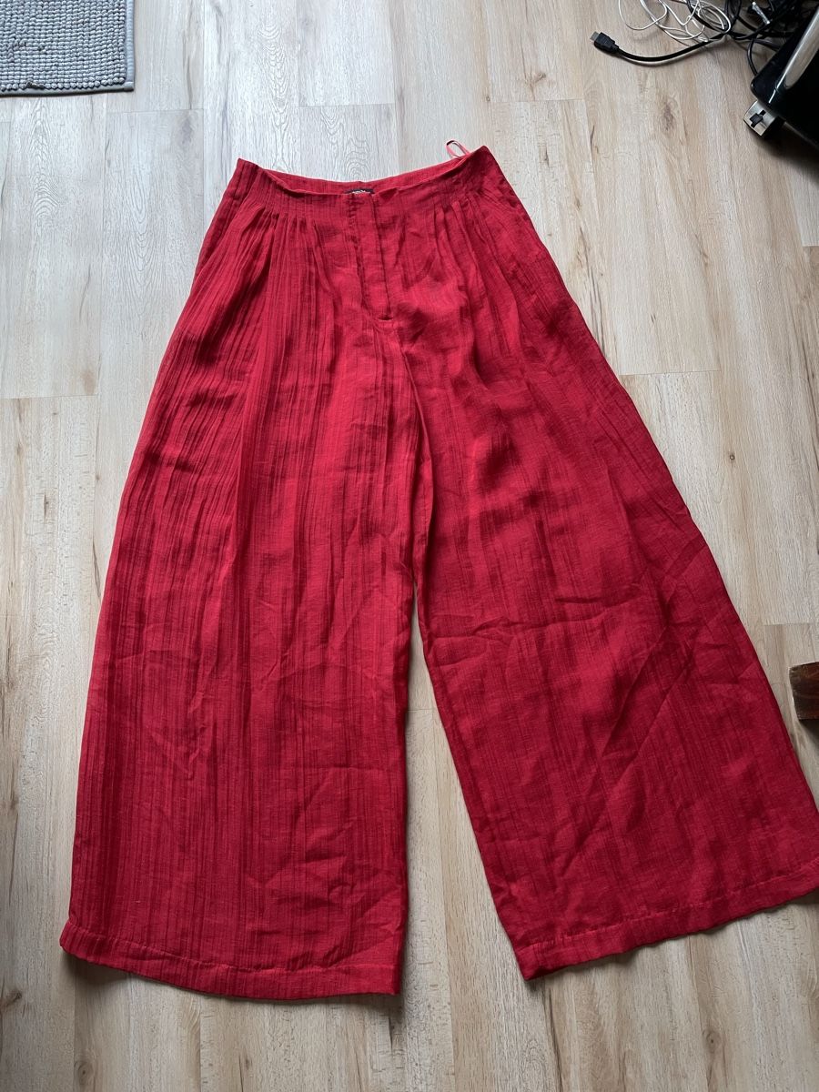 Massimo Dutti Hosen: Pantalon fluide Massimo Dutti rouge  40 neuf, – Neu (gemäss Beschreibung) aus Kloten von Vermicelles 8