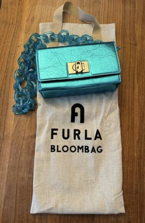 Sac Furla Bloombag bleu métallisé