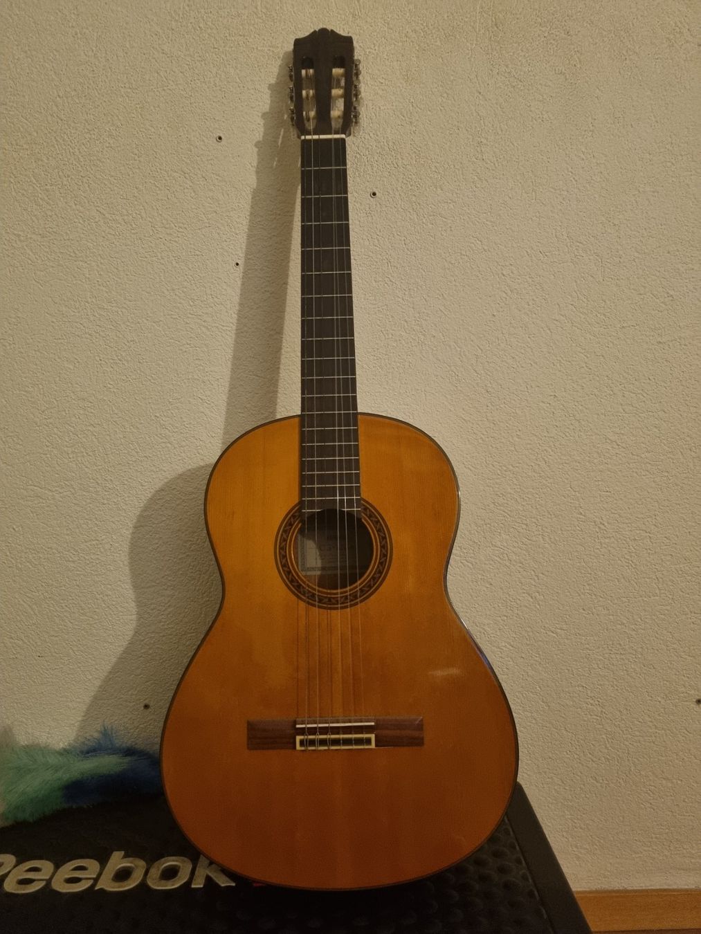Yamaha Strumenti musicali: Gitarre Yamaha CG-120 A - mit Pick-Up – Usato da Brittnau venduto da Corret
