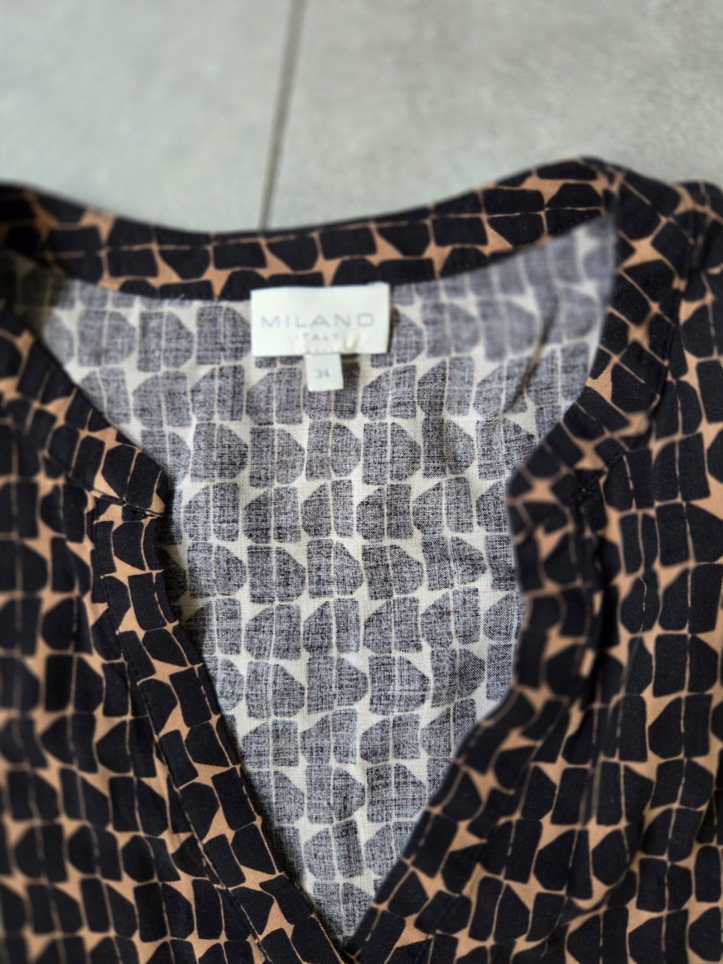 Camicette: T-Shirt / Bluse von MILANO Grösse 34 – Usato da Wiesendangen venduto da troawus 2