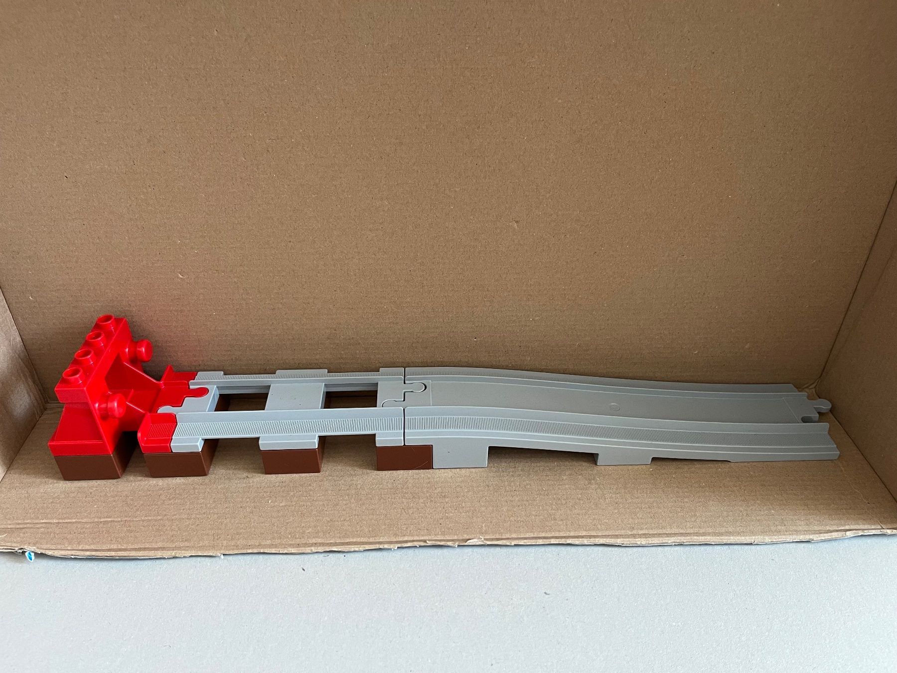 Giocattoli: Lego Duplo Rampe Gleis Prellbock hellgrau zur Eisenbahn – Usato da Ostermundigen venduto da bibi511