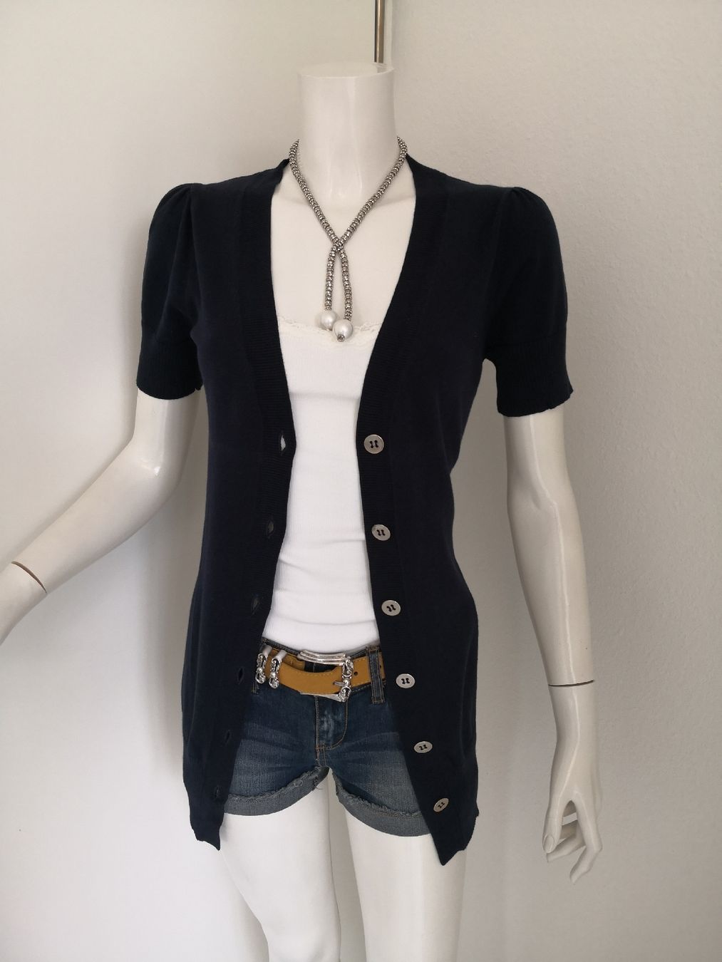 Mango Jacken: 🤩MANGO KURZARM STRICK-JACKE DUNKELBLAU – Gebraucht aus Olten von Naja-Twins-Twins 2