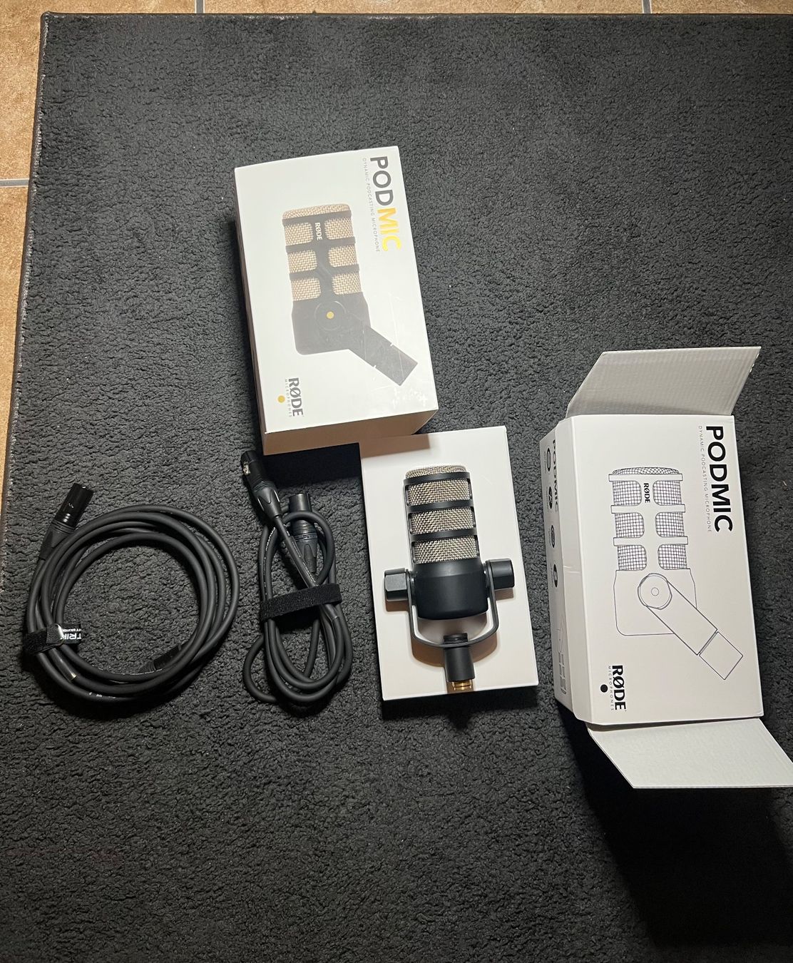 Røde Mikrofone: RODE Podmic – Neu (gemäss Beschreibung) aus Grône von kev_v2wr