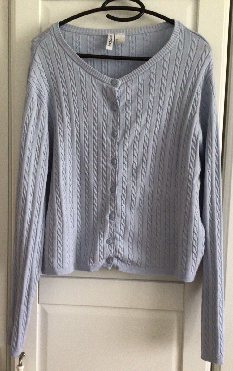 H&M Jacken: Strickjacke H&M Damen Grösse L hellblau Viskose – Gebraucht aus Oberwil BL von Brichri3001