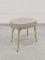Eleganter Design Hocker 01
