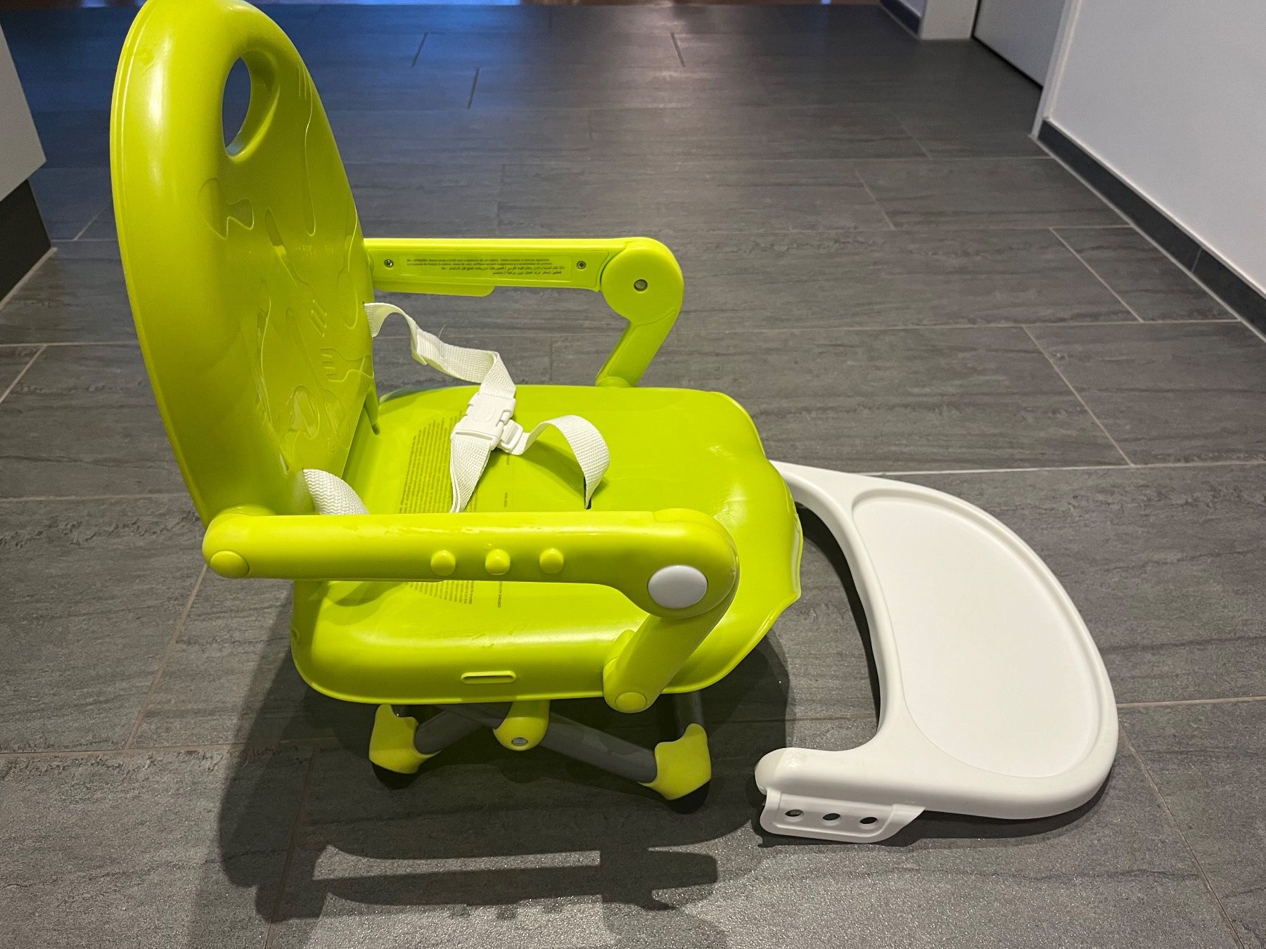Chicco Seggioloni: Chicco Pocket Snack Kinderstuhl – Usato da Wettswil venduto da and_8vcp 1