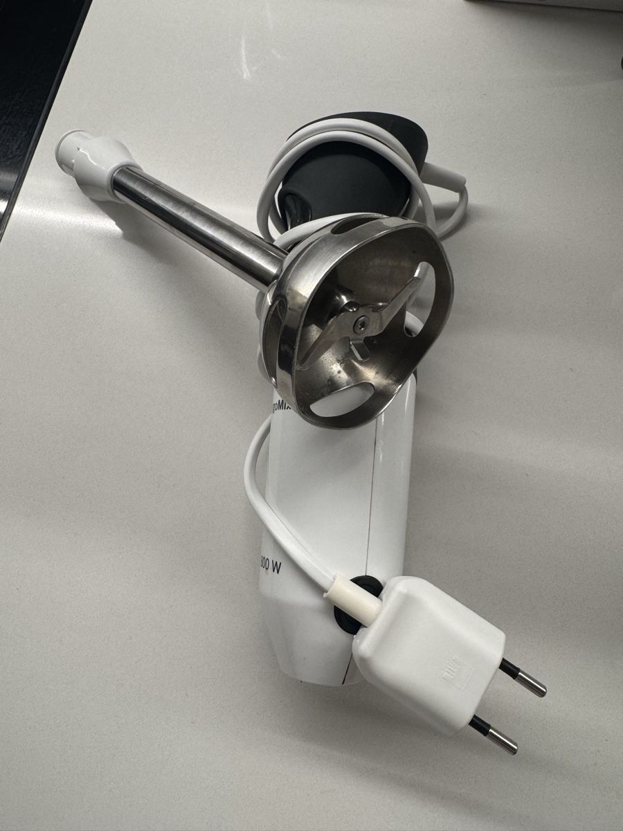 Bosch Appareils de cuisine: Pürierstab von Bosch – D'occasion à Wetzikon ZH par Tammysellsgoodstuff 1