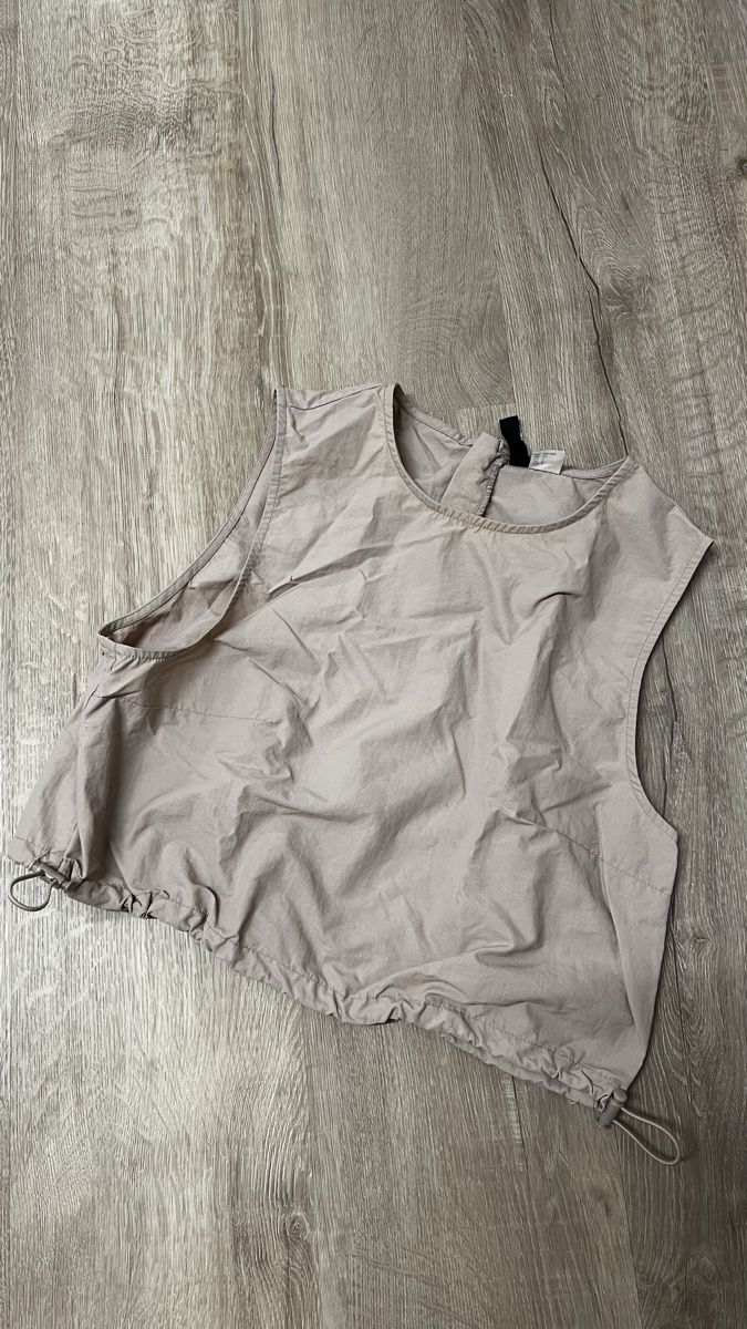 H&M Top: H&M blouse beige size S – Usato da Eglisau venduto da Kan_999 2