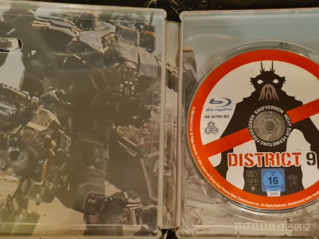 Tutti i DVDs: District 9 Steelbook – Nuovo (secondo la descrizione) da Oberkirch LU venduto da ThE_CoLLecTor666 3