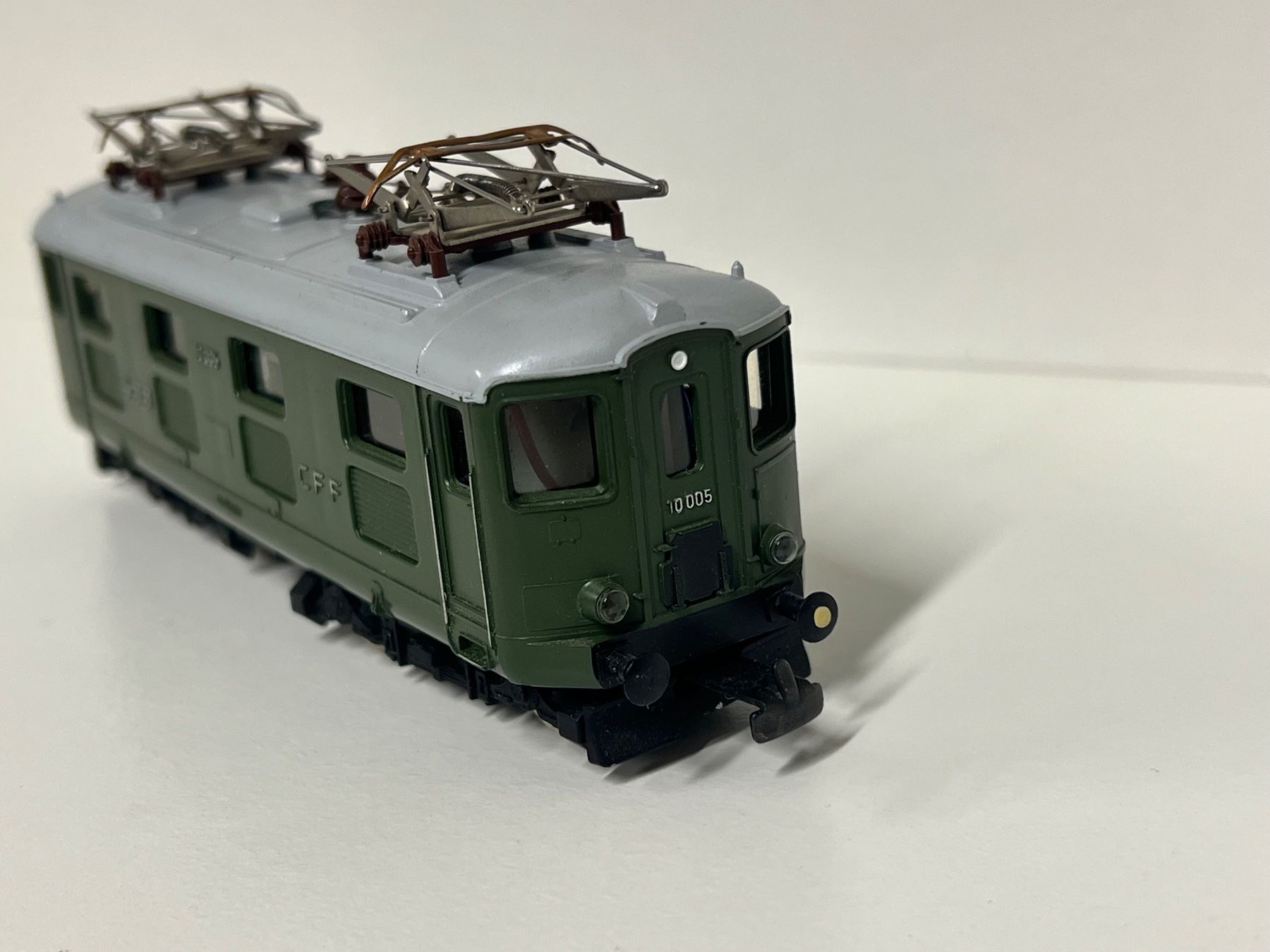 Kleinbahn Modellini di ferrovie: KLEINBAHN  SBB Re 4/4 10005 – Usato da Geroldswil venduto da TopTrain54 2