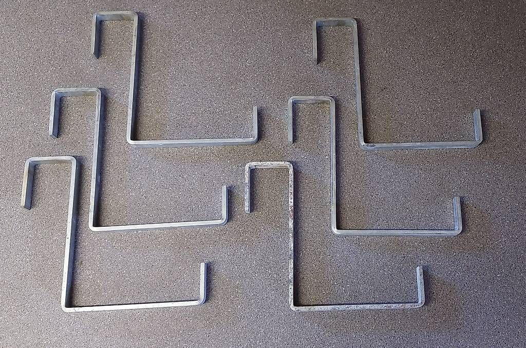 Supporti a parete: Supports pour jardinière  – Usato da Morges venduto da pha_9xnc