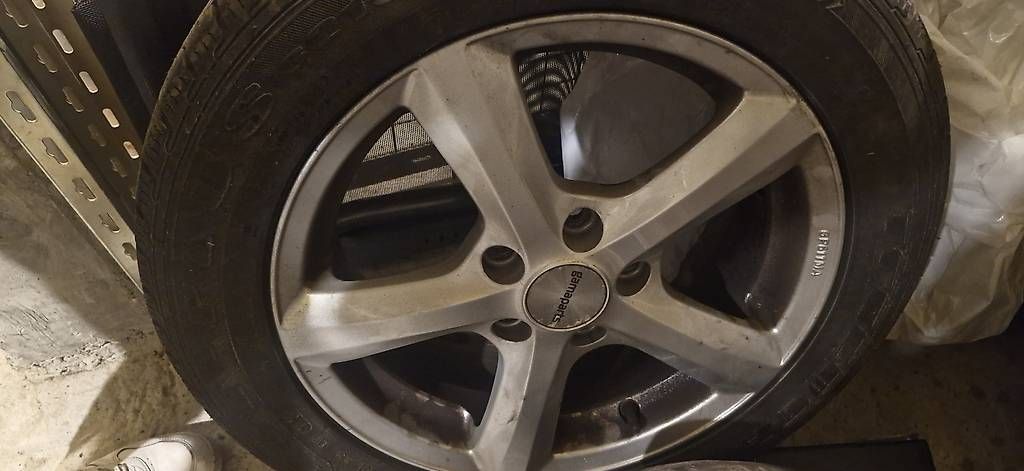 Pneumatici & Ruote complete: 3 Roue audi a3 vw 16" 205 55/r16 – Usato da Romont FR venduto da edd_vl26 3